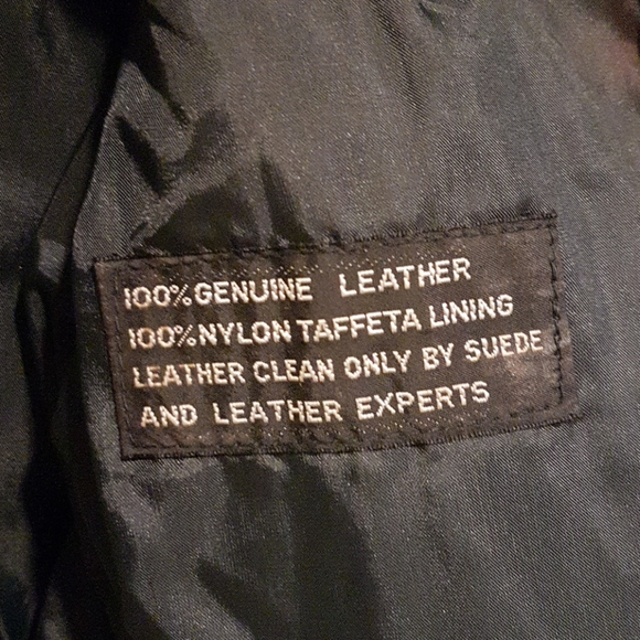 Leather jacket - Picture 4 of 8